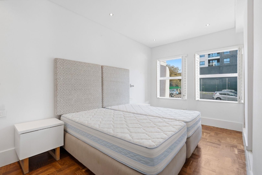 To Let 2 Bedroom Property for Rent in Sea Point Western Cape